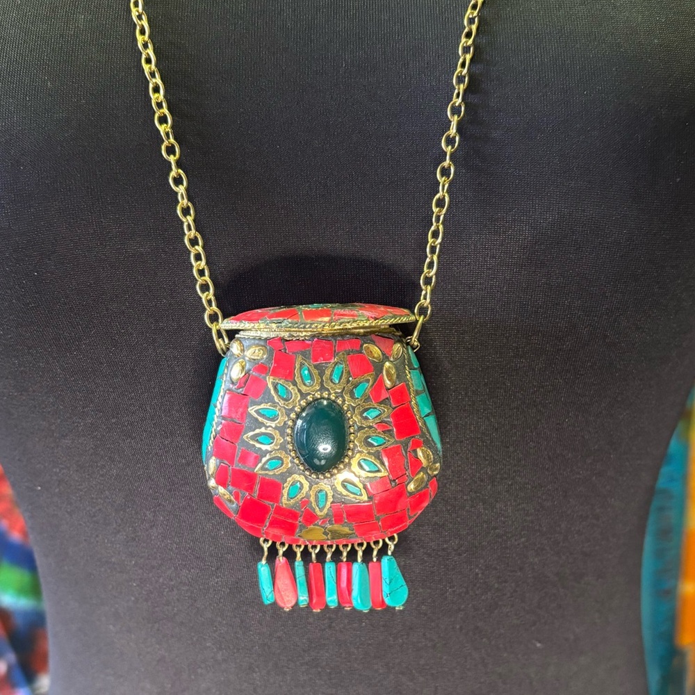 Boho Mosaic Locket Pendant Necklace – Hidden Compartment – Red & Turquoise